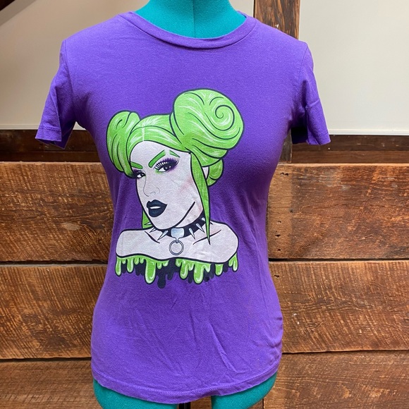 Goth Girl w/ Space Buns & Bondage Collar & Goosebumps Goo T-Shirt - Picture 1 of 8
